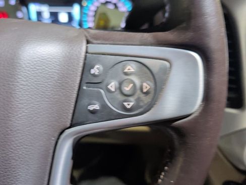 Used 2019 GMC Yukon XL SLT w/ Premium Edition image 7