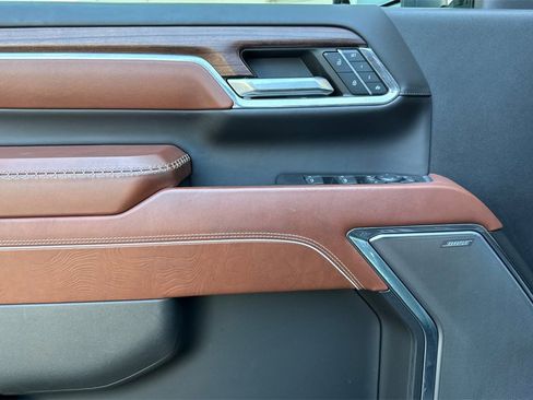 Used 2024 GMC Sierra 3500 Denali Ultimate image 12