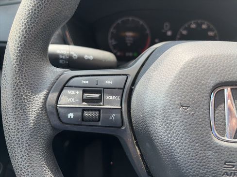Certified 2025 Honda CR-V EX image 17