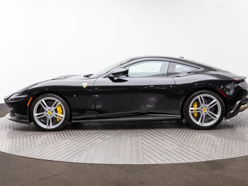 Certified 2021 Ferrari Roma image 2