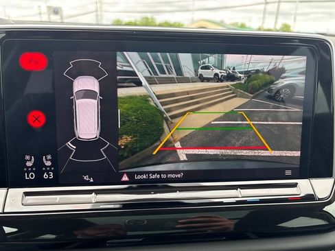 Certified 2025 Volkswagen Atlas SEL AWD/4WD image 22