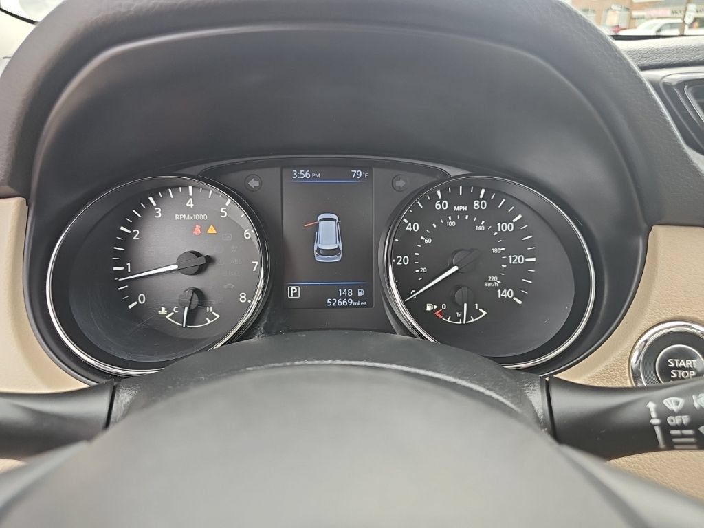 Used 2020 Nissan Rogue SV w/ Sun & Sound Touring Package AWD/4WD image 34