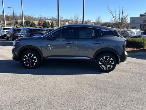 New 2026 Nissan Kicks SV w/ SV Premium Package AWD/4WD image 4