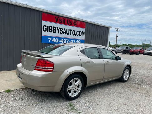 Used 2009 Dodge Avenger R/T w/ Premium Convenience Group FWD image 4