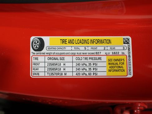 Used 2025 Chevrolet Blazer LT AWD/4WD image 35