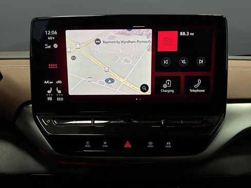 Used 2021 Volkswagen ID.4 Pro S w/ Gradient Package image 9