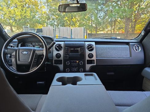 Used 2013 Ford F150 XLT w/ Luxury Equipment Group image 14