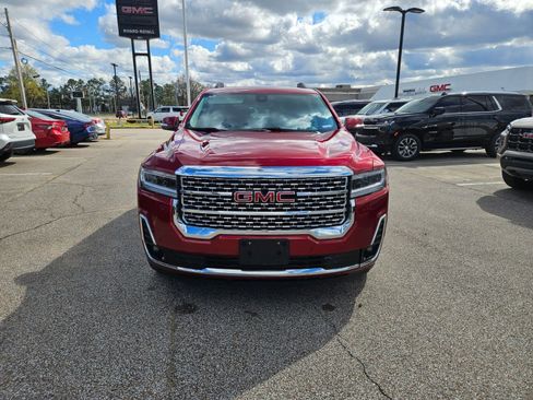 Used 2023 GMC Acadia Denali image 9