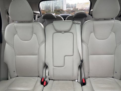 Certified 2023 Volvo XC90 B6 Plus w/ Protection Package Premier image 26