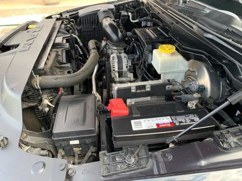 Used 2019 RAM 1500 Laramie AWD/4WD image 43