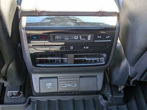 Used 2023 Acura MDX A-Spec image 34