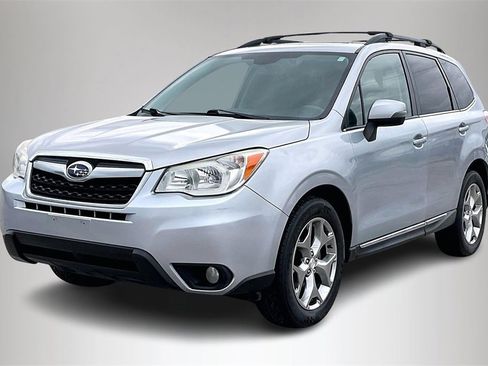Used 2015 Subaru Forester 2.5i Touring w/ Eyesight & Navigation System image 2