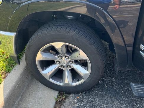 Used 2019 RAM 1500 Limited AWD/4WD image 7
