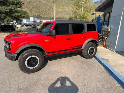 Used 2023 Ford Bronco Wildtrak AWD/4WD image 15