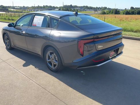 Used 2025 Kia K4 FWD image 7