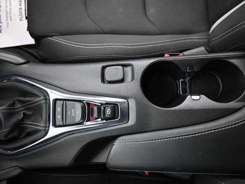 Used 2020 Chevrolet Camaro LT image 25