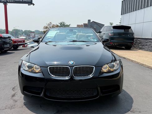 Used 2013 BMW M3 Convertible w/ Premium Pkg RWD image 2