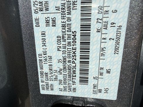 Used 2025 Ford F150 XLT w/ Equipment Group 301A Standard AWD/4WD image 33