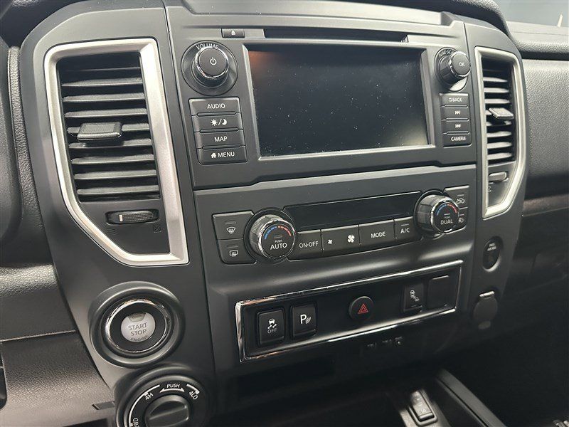 Used 2019 Nissan Titan SV w/ SV Convenience Package AWD/4WD image 24