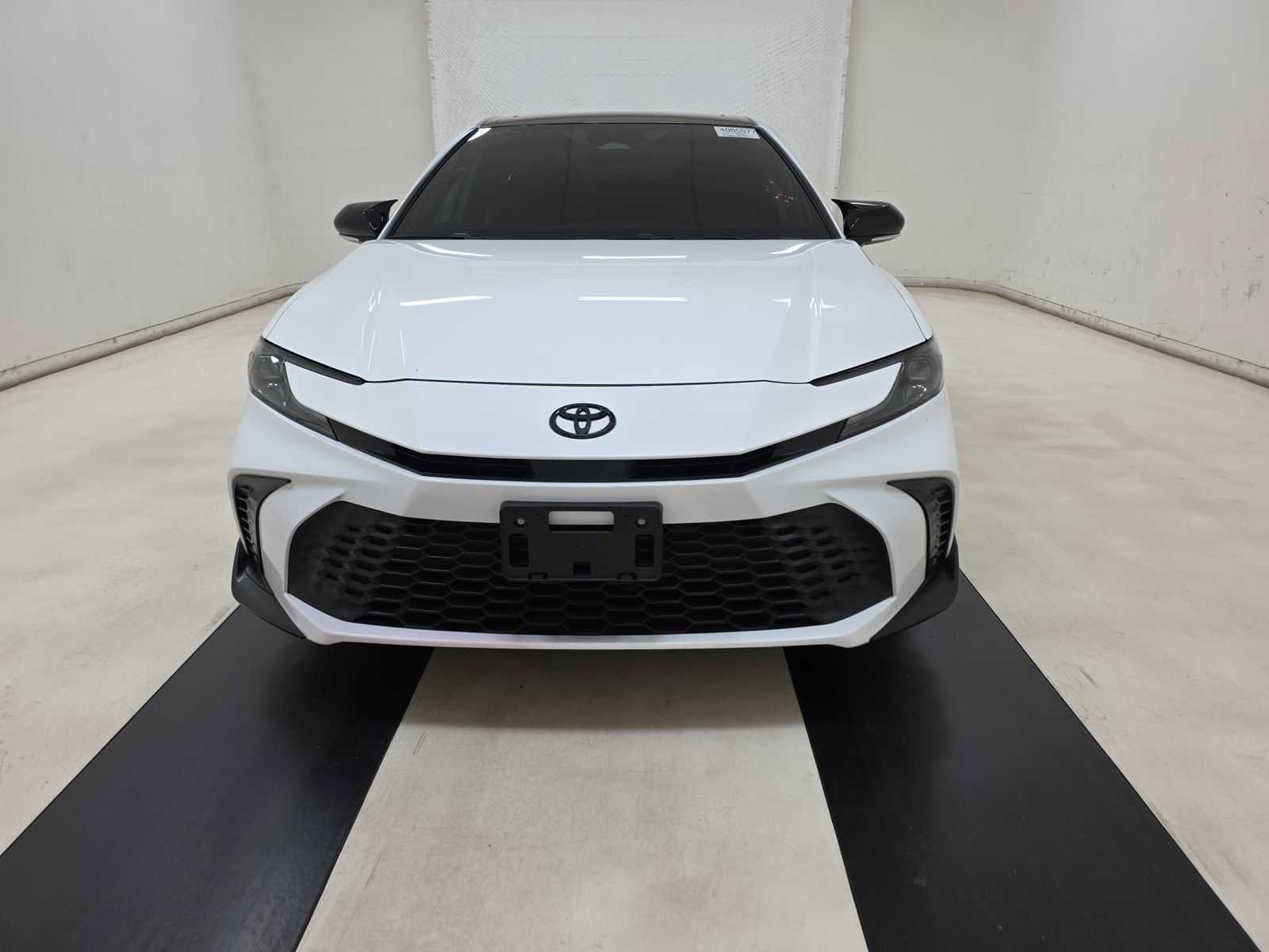Used 2026 Toyota Camry SE w/ Multimedia Upgrade Package FWD image 5