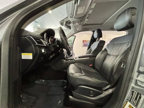Used 2014 Mercedes-Benz GL 450 4MATIC image 12