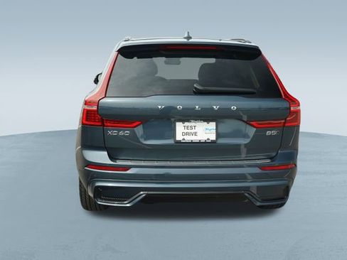 Used 2024 Volvo XC60 B5 Plus w/ Protection Package Premier image 7