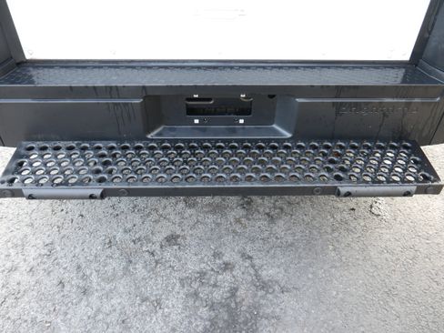 New 2025 Chevrolet Brightdrop 600 w/ Power Door Package image 6