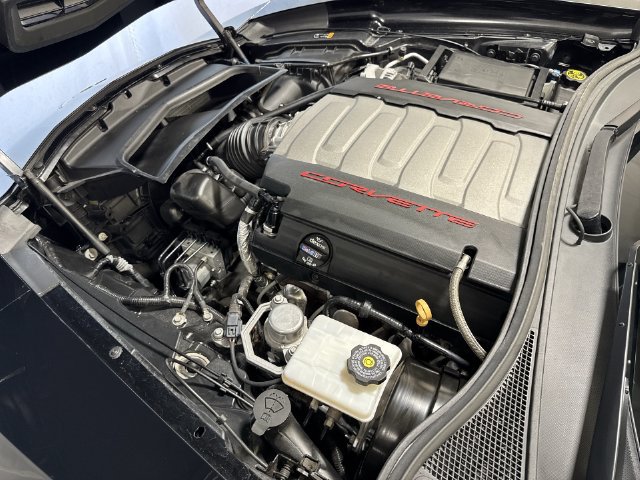Used 2019 Chevrolet Corvette Stingray Coupe w/ Battery Protection Package RWD image 28