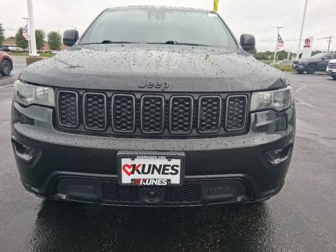 Used 2021 Jeep Grand Cherokee Laredo X AWD/4WD image 6