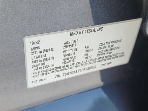 Used 2023 Tesla Model Y Long Range AWD/4WD image 18