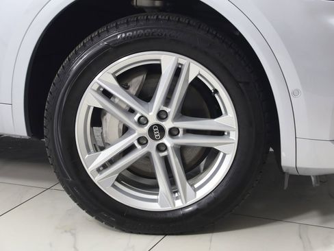 Used 2021 Audi Q5 e Prestige w/ Prestige Package AWD/4WD image 16