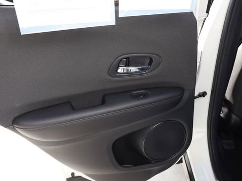 Used 2022 Honda HR-V Sport image 27