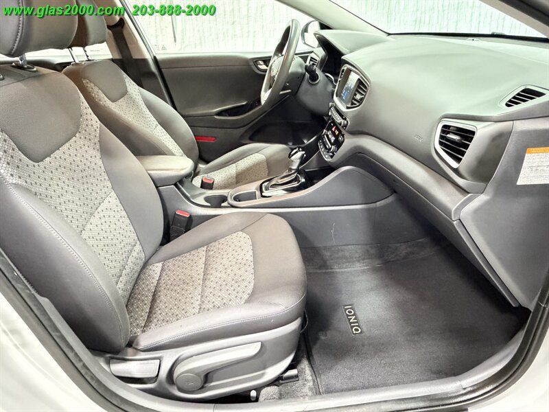 Used 2018 Hyundai Ioniq Blue FWD image 21
