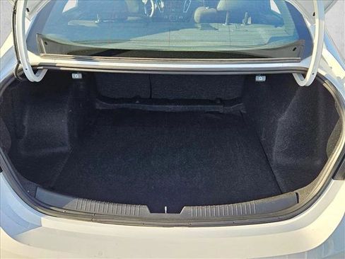 Used 2023 Chevrolet Malibu LT image 6