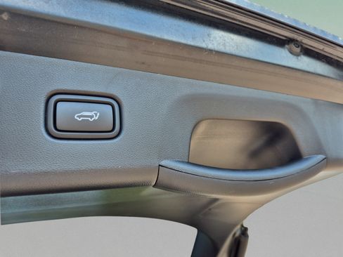 Certified 2025 Hyundai Tucson SEL FWD image 10