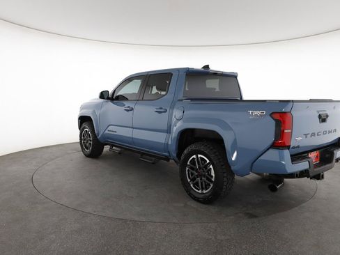Used 2026 Toyota Tacoma TRD Sport image 9
