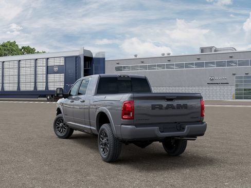 New 2026 RAM 2500 Limited AWD/4WD image 3