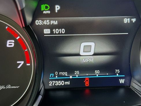 Used 2022 Alfa Romeo Stelvio Ti image 19