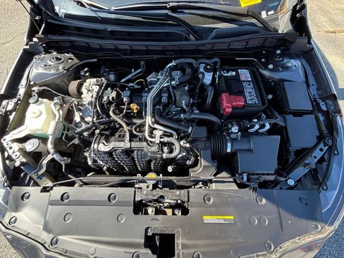 Used 2025 Nissan Altima 2.5 SV image 33