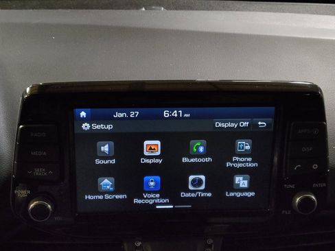 Used 2018 Hyundai Elantra GT image 25