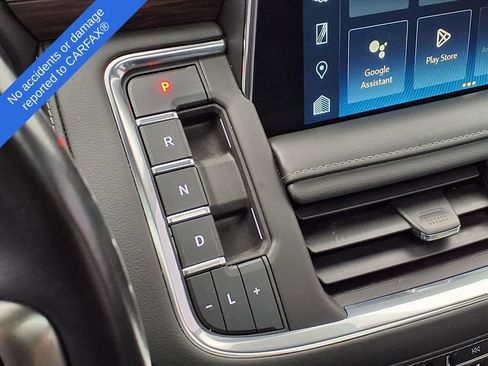 Used 2023 Chevrolet Tahoe Z71 w/ Luxury Package image 25