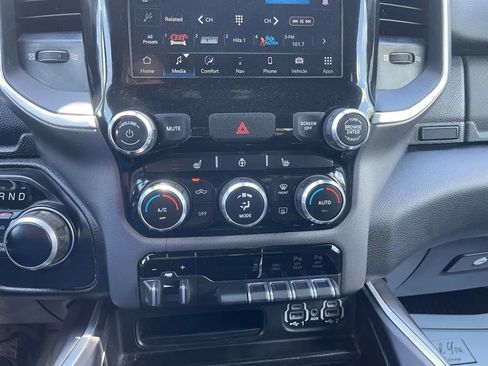 Used 2022 RAM 1500 Big Horn AWD/4WD image 29