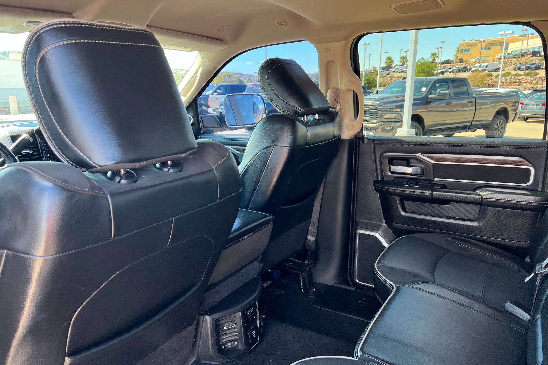 Used 2020 RAM 2500 Laramie AWD/4WD image 19