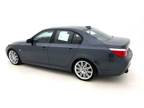Used 2008 BMW 550i Sedan image 10