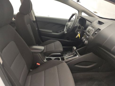 Used 2018 Kia Forte LX image 21