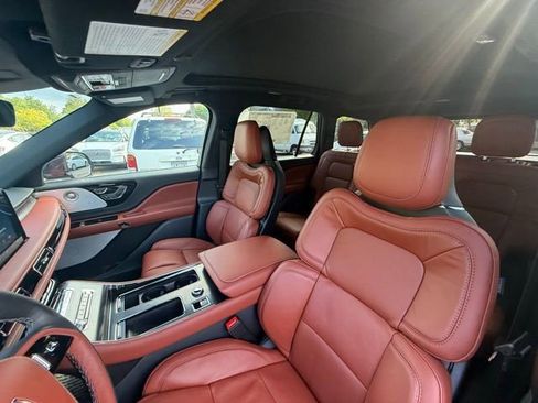 New 2025 Lincoln Aviator Reserve w/ Equipment Group 201A image 11