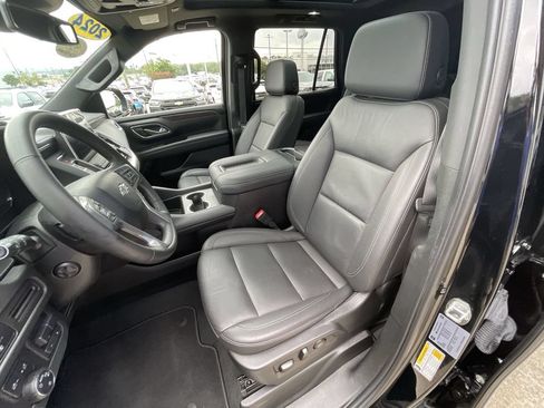Certified 2024 Chevrolet Tahoe Z71 w/ Luxury Package AWD/4WD image 20