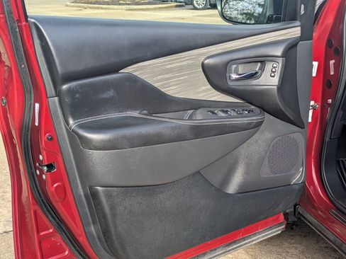 Used 2018 Nissan Murano Platinum image 25