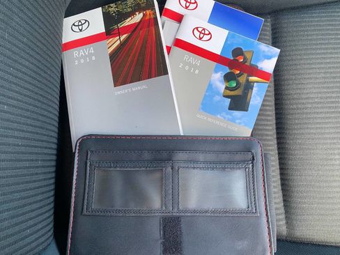 Used 2018 Toyota RAV4 LE w/ All Weather Liner Package image 33