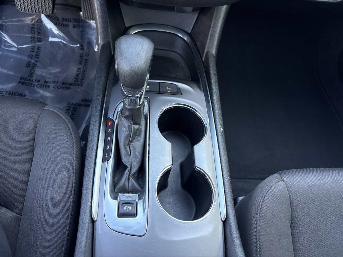 Used 2024 Chevrolet Malibu LT FWD image 24